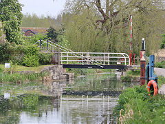 
Ocean Basin bridge on the Stroudwater Canal, Stonehouse, April 2024
