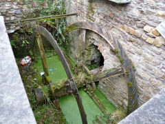Coed Eva Mill waterwheel, Cwmbran, February 2012