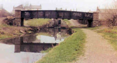 The railway bridge over the canal,© Photo courtesy of 'cwmbran.info'