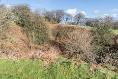 
Old quarry below the 'Mountain Air', once the site of limekilns but nothing there now, February 2016