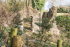 
Well Cottages on Mountain Road below Yew Tree Farm, at various times one, two or three miners cottages. The last occupants are believed to be the Felton family, February 2016