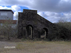 Panteg Station GWR (NAHR)and footbridge, February 2005