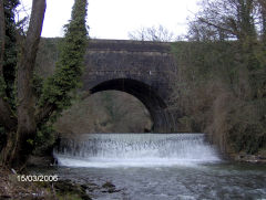 Canal aqueduct over Afon Llwyd, Pontymoile, March 2006