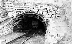 Penyrheol Colliery c1970-80 © Photo courtesy of 'Monmouthshire Memories' Facebook group