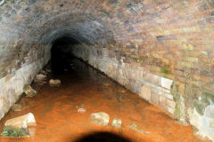 
Eastern Valleys Black Vein Colliery, Plas-y-coed drainage level interior, January 2010