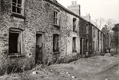 
Norfolk Row, British village, Abersychan, 1977, © Photo courtesy of Walter Clough