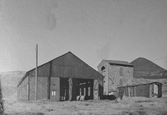 Big Arch in the 1970s, c1970, © Photo by Pauline Jones, courtesy of Carol Watkins
