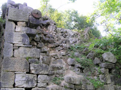 
Gomers Castle limekiln, Cwmavon, August 2010