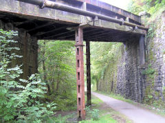 
Shop Road bridge, Varteg, August 2010