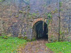 
Hills Tramroad, Llanfoist Wharf tunnel, November 2014