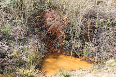 
The 'orange' level, Risca Blackvein Colliery, April 2016