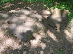 
Cox's Quarry, Crosskeys, Loading bank ironmongery, May 2010