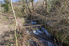 Cwmcarn aqueduct debris barriers, March 2015