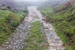 
Cwm Nant-y-groes brick lane, Six Bells, October 2015