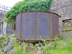 
Hafod-y-dafal Farm brewers vat, July 2009