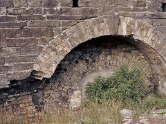 
Old furnaces, Ebbw Vale, c1985, © Photo courtesy of Robin Williams