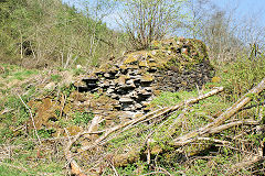 Old Penyfan Colliery screens, Cwm, April 2011