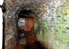 
Dafalog level interior, New Tredegar, December 2010