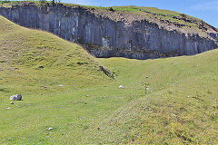 Waun Watcyn Tramroad enters Pant-y-rhiw Quarry, Llangattock, July 2020