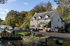 
Clydach Wharf, Gilwern, November 2019