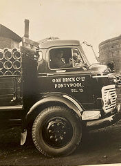 
Oak Brickworks lorry, 1958, © Photo courtesy of Rhys Laskey