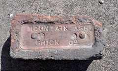 
'Mountain Ash Brick Co', © Photo courtesy of  'Bob'