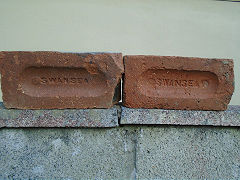 'Swansea' type 2 with larger font from Swansea Brickworks, Morriston © Photo courtesy of Richard Paterson