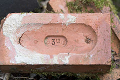 '3in' on reverse of 'JCE' , from J.C.Edwards, Ruabon, Denbighshire
