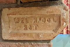 'Wel hpool B&T' from Welshpool brickworks, the 'c' and 'Co' have been removed from the mould, © Photo courtesy of Rachael Oliver