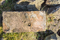 
'HD' small font probably from Parfitt's Upper Cwmbran brickworks