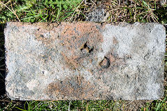 
'HD' small probably from Parfitt's Upper Cwmbran brickworks