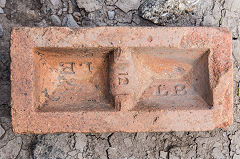 'LB 12' from London Brick Co, Beds