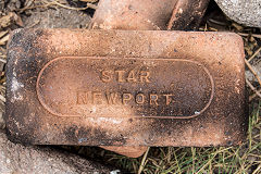 
'Star Newport' type 2a, narrow space between words, A generic Star empire branding