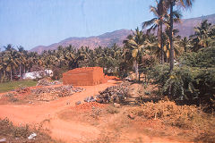 
Brickworks between Chennai and Coimbatore, March 2016