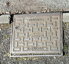 
'Broads London No 20T', © Photo courtesy of Nick Osmond
