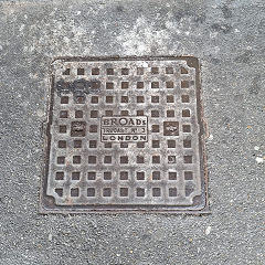 'Broads Trucast No3 London', found in Rayleigh, Essex, © Photo courtesy of Janet Allinson