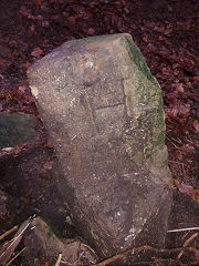 
'L', 'L' and 'H' on three-sided stones, stone 1 at ST 2506 9550, © Photo courtesy of Robert Kemp
