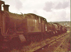 Woodhams Yard, Barry, 4247, July 1975