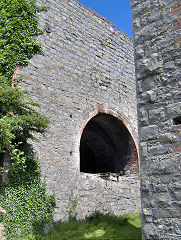 
Aberthaw Pebble Limeworks, the new kilns, June 2009