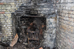 
Ffynnonau Duon Colliery, Hearth, September 2015