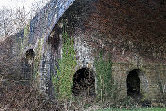 
The Vale of Neath Railway's bridge over the Glamorganshire Canal, April 2018