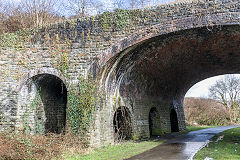 
The Vale of Neath Railway's bridge over the Glamorganshire Canal, April 2018