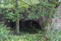 Hay Railway arch under the canal bridge, Brecon, June 2017