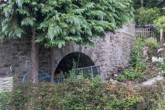 
Hay Railway arch under the canal bridge, Brecon, June 2017