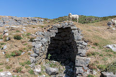 Mewslade Bay limekiln 1, Rhossili, August 2018