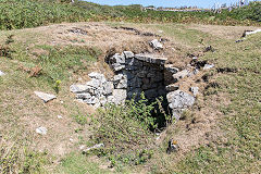 Mewslade Bay limekiln 2, Rhossili, August 2018