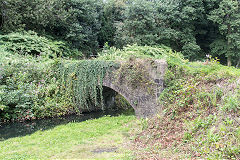 Tennant Canal bridge carried the tramway from Rhydding Colliery in 1880, Cadoxton, September 2018