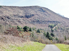 Incline to levels above the village, Pont Rhydyfen, March 2025