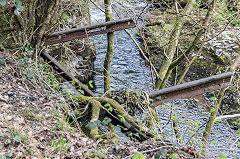 
Glynneath Gunpowder factory, Tramway rails supporting the line #41, April 2017