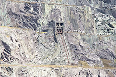 
'Pont Wyllt' incline, Wellington, Dinorwic Quarry, Llanberis, April 2014